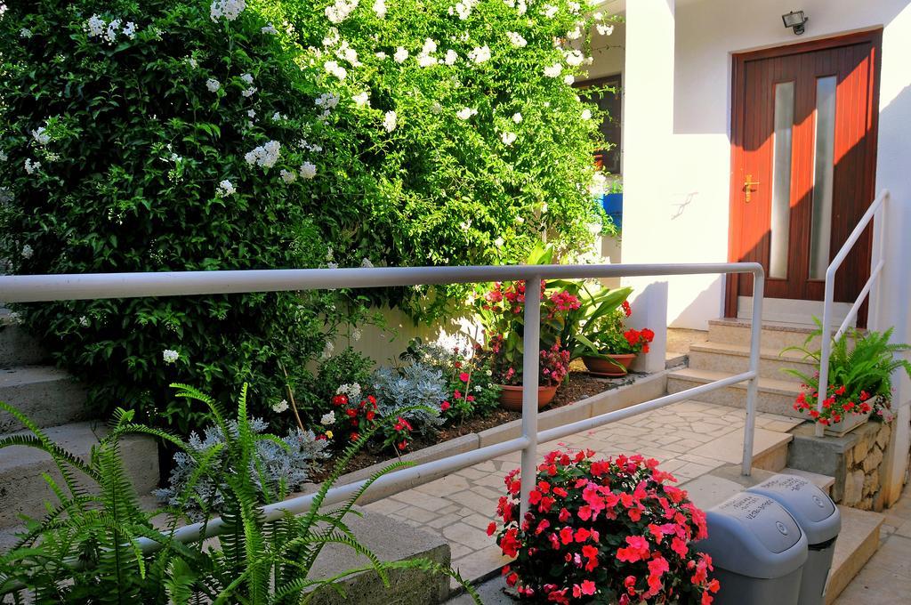 Apartment Nadija Rabac Exteriör bild