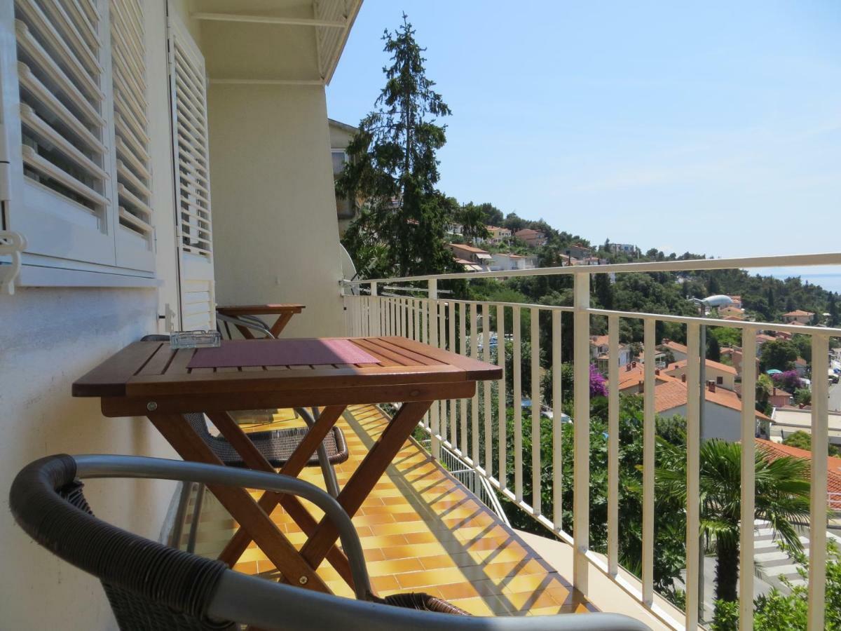Apartment Nadija Rabac Exteriör bild